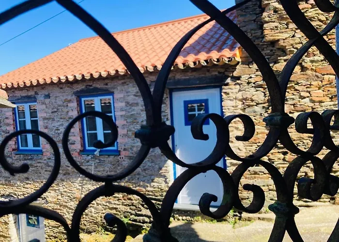 Casa Do Ferreiro - Bocado بيت للعطل أرغانيل